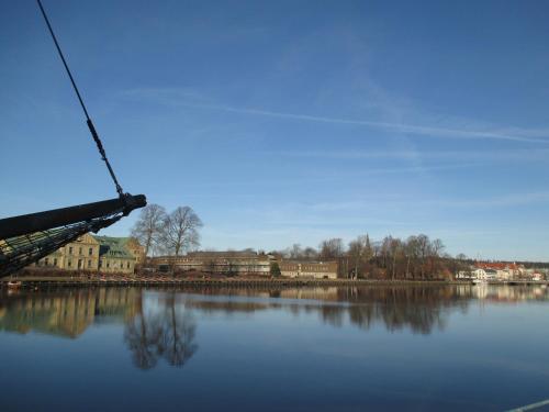 a bridge over a large body of water at Halmstad Hotell & Vandrarhem Kaptenshamn in Halmstad