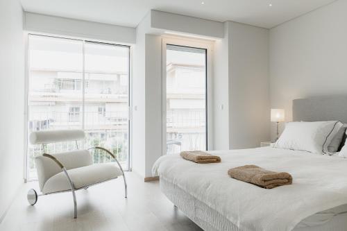 Architectural 3BR Luxury Oasis 3rd Floor in Voula