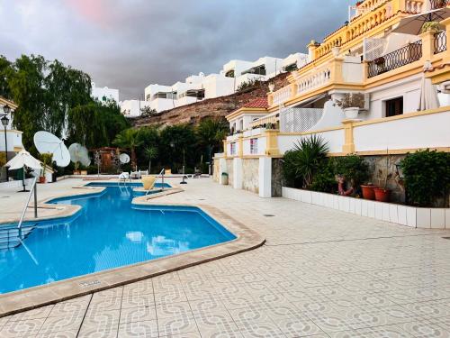 Holiday apartment with pools Costa Adeje