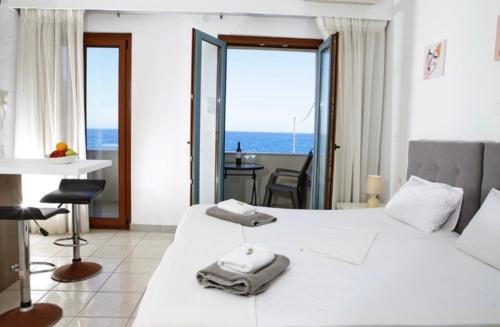 Home Seaside Apartments