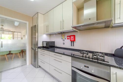 OuraPool Apartment - T by HelloVacations