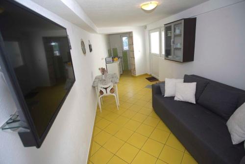 Apartments Srdjan