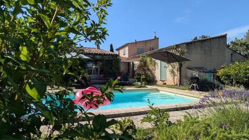 Family villa with pool in Aix-en-Provence