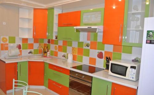 Ett kök eller pentry på Apartment on Karachevskiy 21