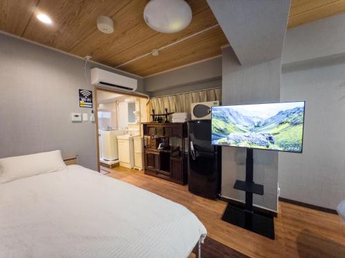 KANDA HOUSE!! Shin-Okubo Walkable Modern Stay with Shinjuku Access