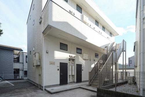 Yokohama Still Retreat 103