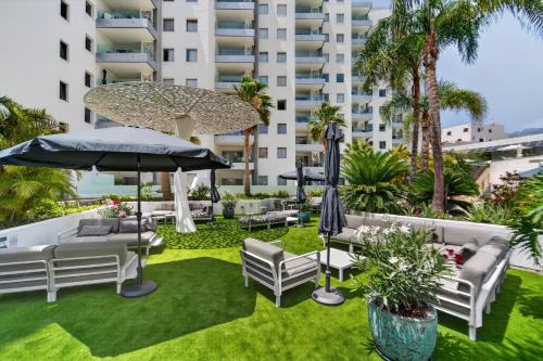 Sunset Bliss - Ocean View Penthouse - Heated Pool, Lounge Area, AC