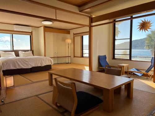 Umi Hotel 宇佐美温泉 海ホテル 本館ーアネックス館