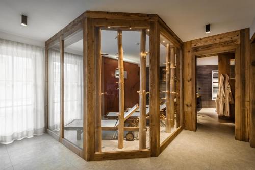 Ένα ή περισσότερα κρεβάτια σε δωμάτιο στο Liondes Chalets