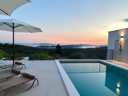 Čiovo Hills - Luxusvilla mit Pool & Meerblick