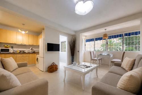 Apartamento con gran terraza jardín cerca del centro