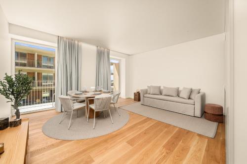 Beachfront 2 Bedroom Apartment in Quarteira