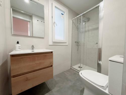 D - Habitación Acogedora en Centro Madrid