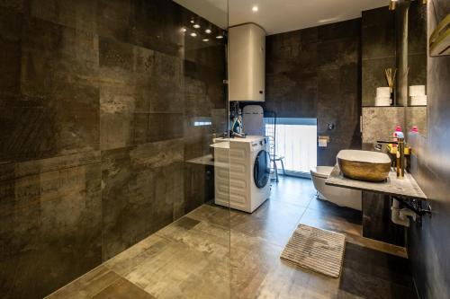 Boutique Vienna Apartment l With AC l Stylish And Spacious