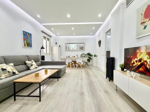 Premium Apartment Heart of the City by TuriVida