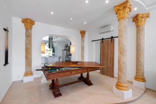 Le Manoir