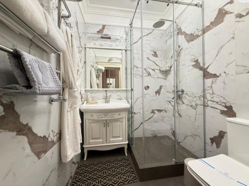 Bany a Leon Boutique Hotel