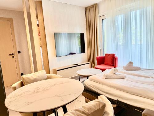 Luxury Apartment with Balcony LEGRAND