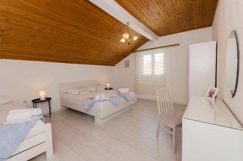 Apartments Ivka