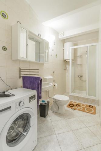 Art Pavilion Central Studio Apartment