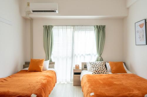 2 min Sta ,Fast Wi-Fi ,4K Monitor ,Desk ,USJ,Namba 駅2分, 超高速WiFi664Mbps, 4Kモニター,デスク, USJ,梅田,難波直通