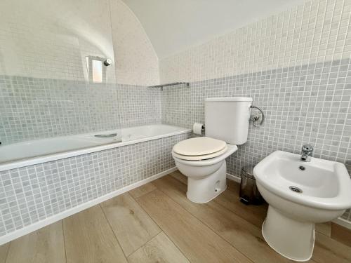 Mirador al Mar 56 by homeprive