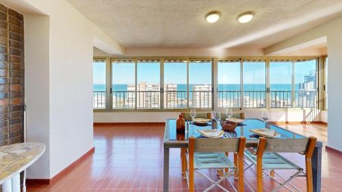 Vintage House by Beach