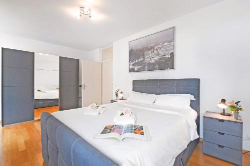 Locarno Place