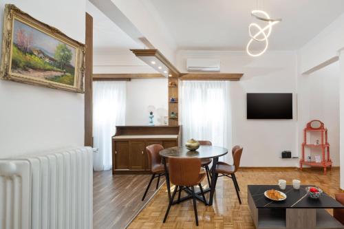 Aeon Luxury Apartment