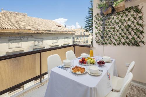 Aeon Luxury Apartment