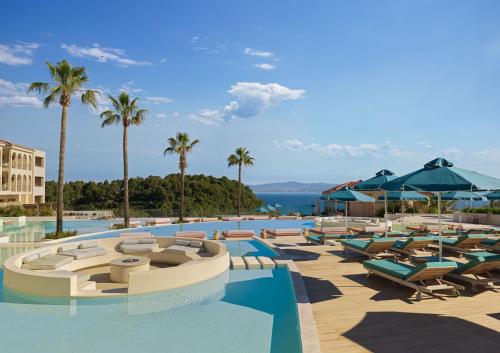 MERAVIA Leonardo Limited Edition - Adults Only — Swimming pool