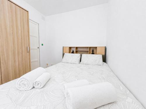 T2 calme, parking privé, proche centre ville