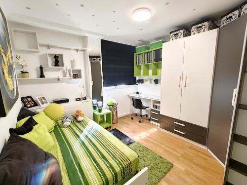 Navamares Luxury