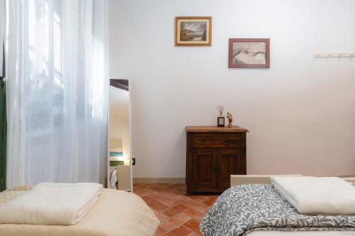 Ground-Floor Retreat Steps from SMN Station