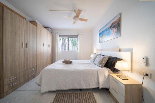ROCKIN' VIEW COSTA ADEJE - 2 br, great terrace, parking, pool