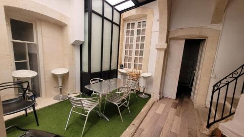 Appartement centre historique place Jean Jaurès climatisé 6 couchages avec parking