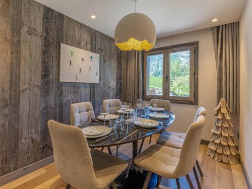 Appartement rénové 4 pièces, WiFi et garage à Val-d'Isère