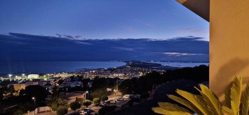 L'ESCAPADE, Vue mer Exceptionnelle, Standing, Piscine, Tennis, Climatisation, Parking