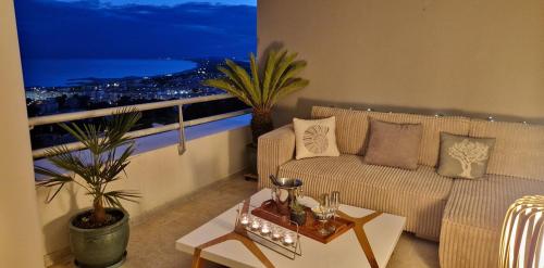 L'ESCAPADE, Vue mer Exceptionnelle, Standing, Piscine, Tennis, Climatisation, Parking
