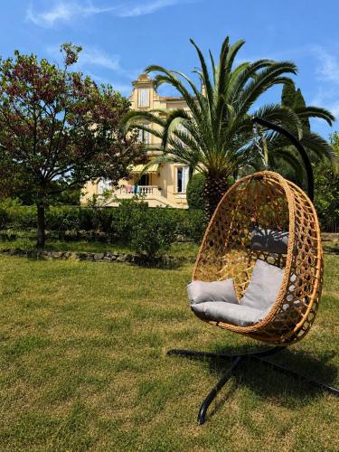 Oasis Secrète à Cannes - Prestigieuse Villa Historique Jardin Ombragé Centre et Plages à Pied photo 25