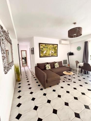 Charming Central Marbella Apartment 2 min to Beach