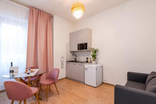 Apartment at 30 Viale Famagosta
