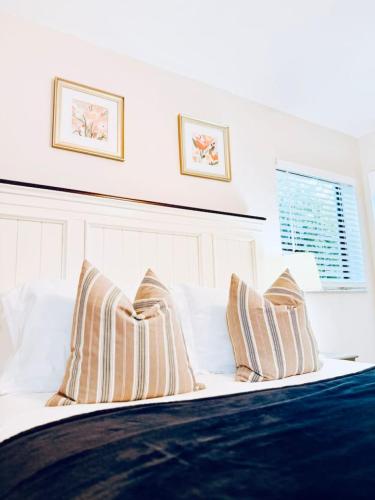 Quiet retreat near Coconut Grove free parking photo 14