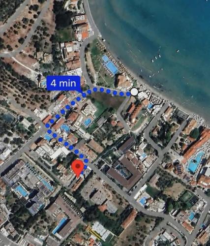 eine Karte der ungefähren Lage von min in der Unterkunft Jolly Pad Deluxe Studio - 5 min walk to Tsilivi Beach in Planos