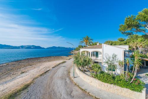 Sunset Villa Nixe