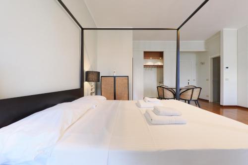 Duomo Luxury Apartment VII