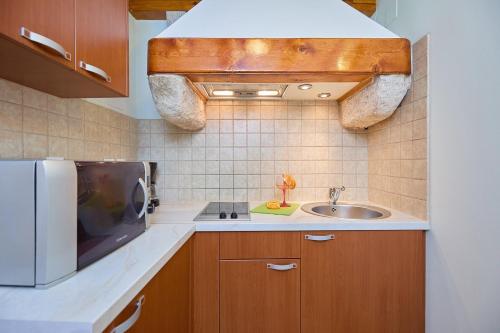 Hedera Estate Hedera A21 - Breakfast included