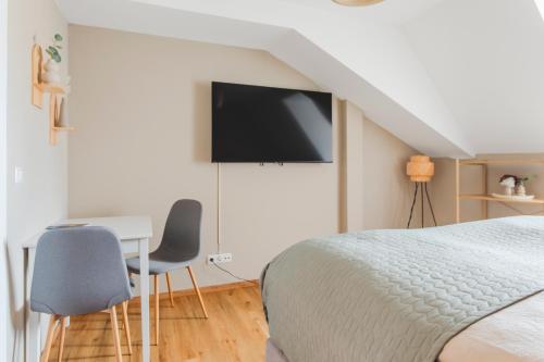 New Boho Design Altstadt Studio - Free Parking by HERO HOMES Graz