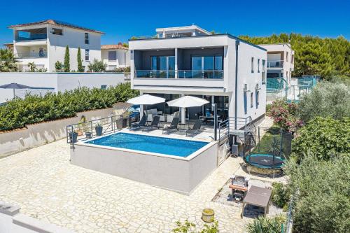 Villa Pura Vida with Sea View