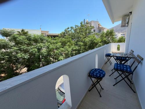 Azure Breeze Suite Apartment